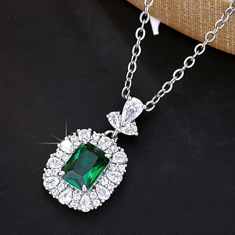 Elegant Silver Gemstone Necklace