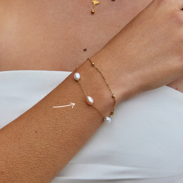 Lunaria Blush Pearl Bracelet