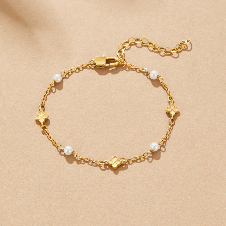 Camila Clover Pearl Bracelet