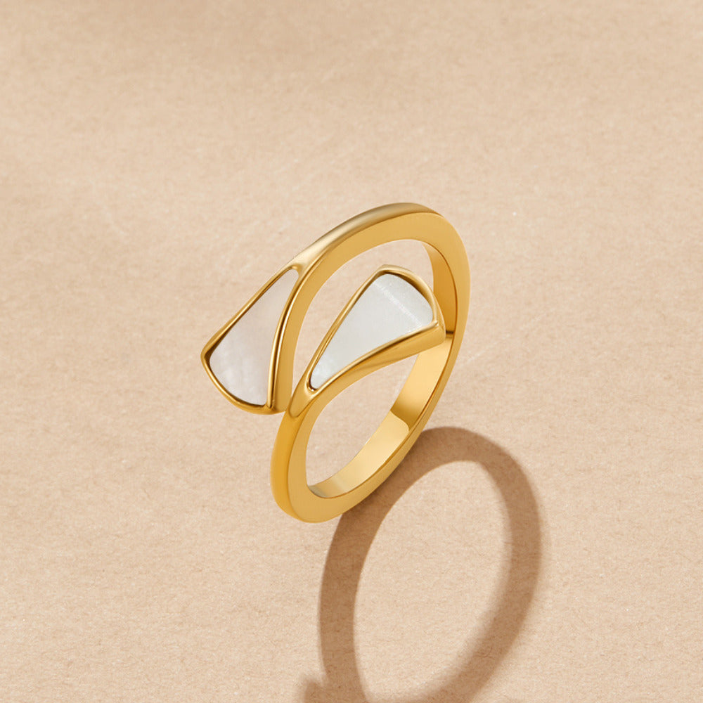 Isadora Mother of Pearl Ring