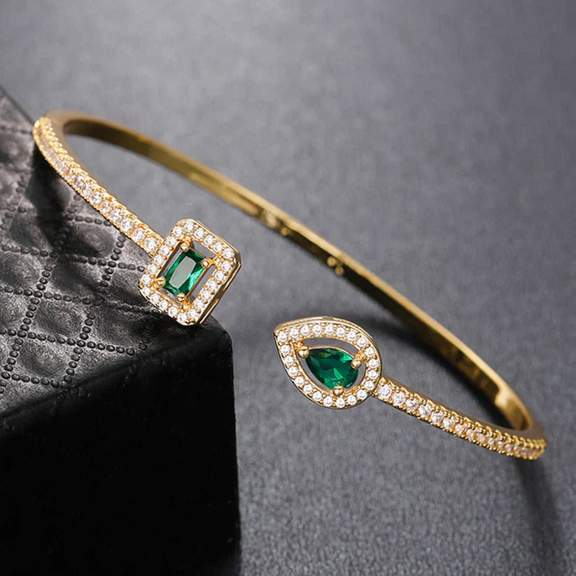 Golden green gemstone bracelet