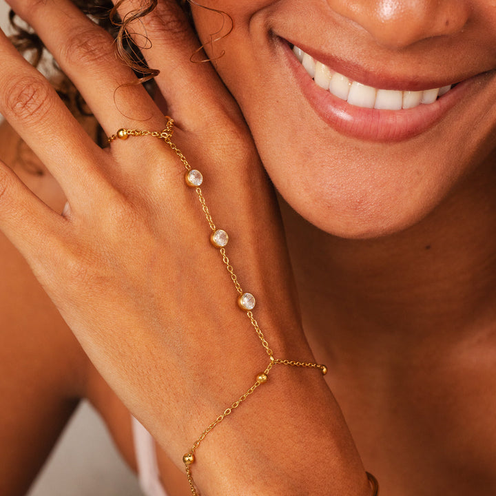 Isla Stone Hand Chain