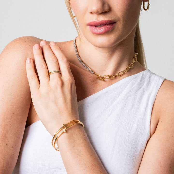 Seliora Crossline Bangle Bracelet