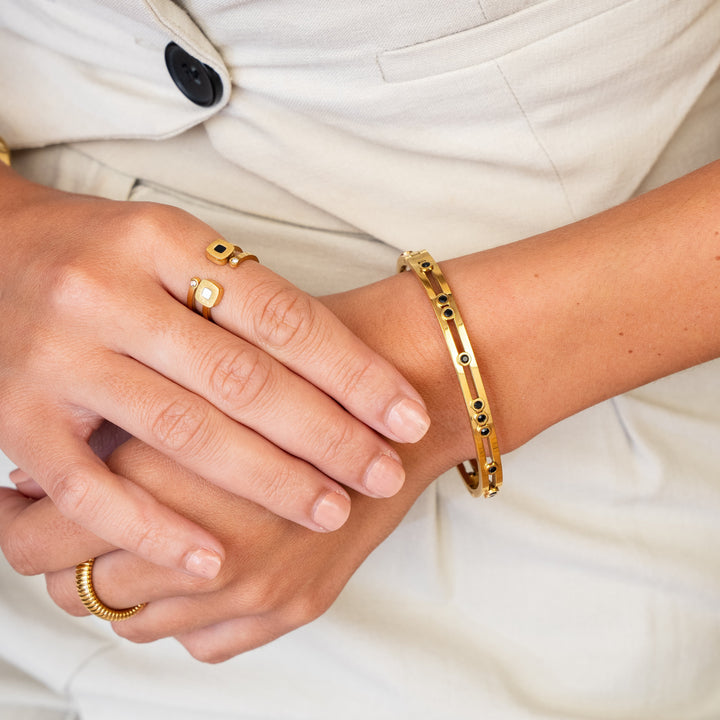 Sorelle Studded Bangle