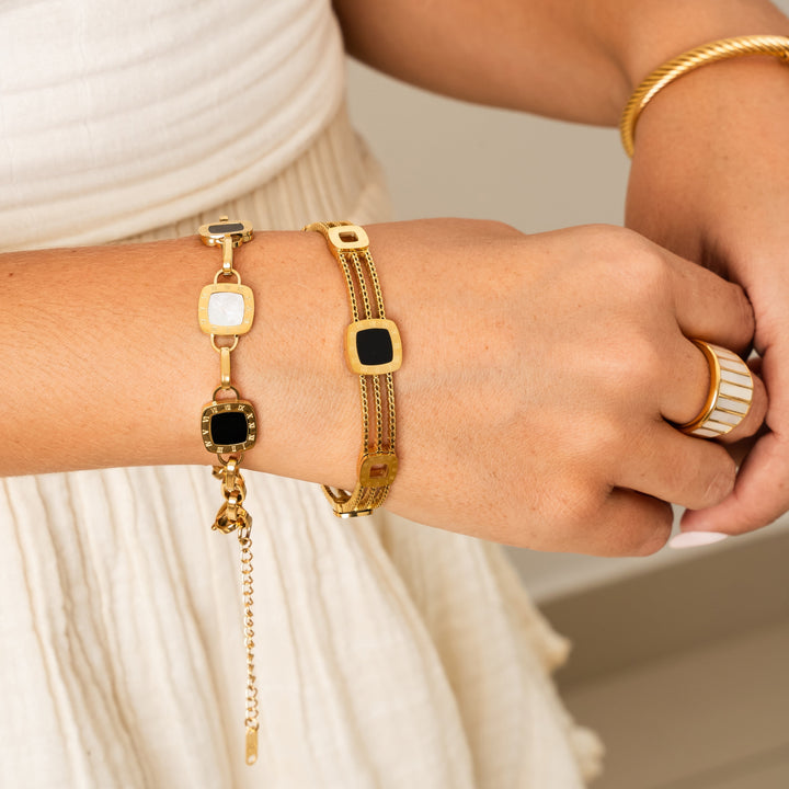 Elara Monochrome Link Bracelet