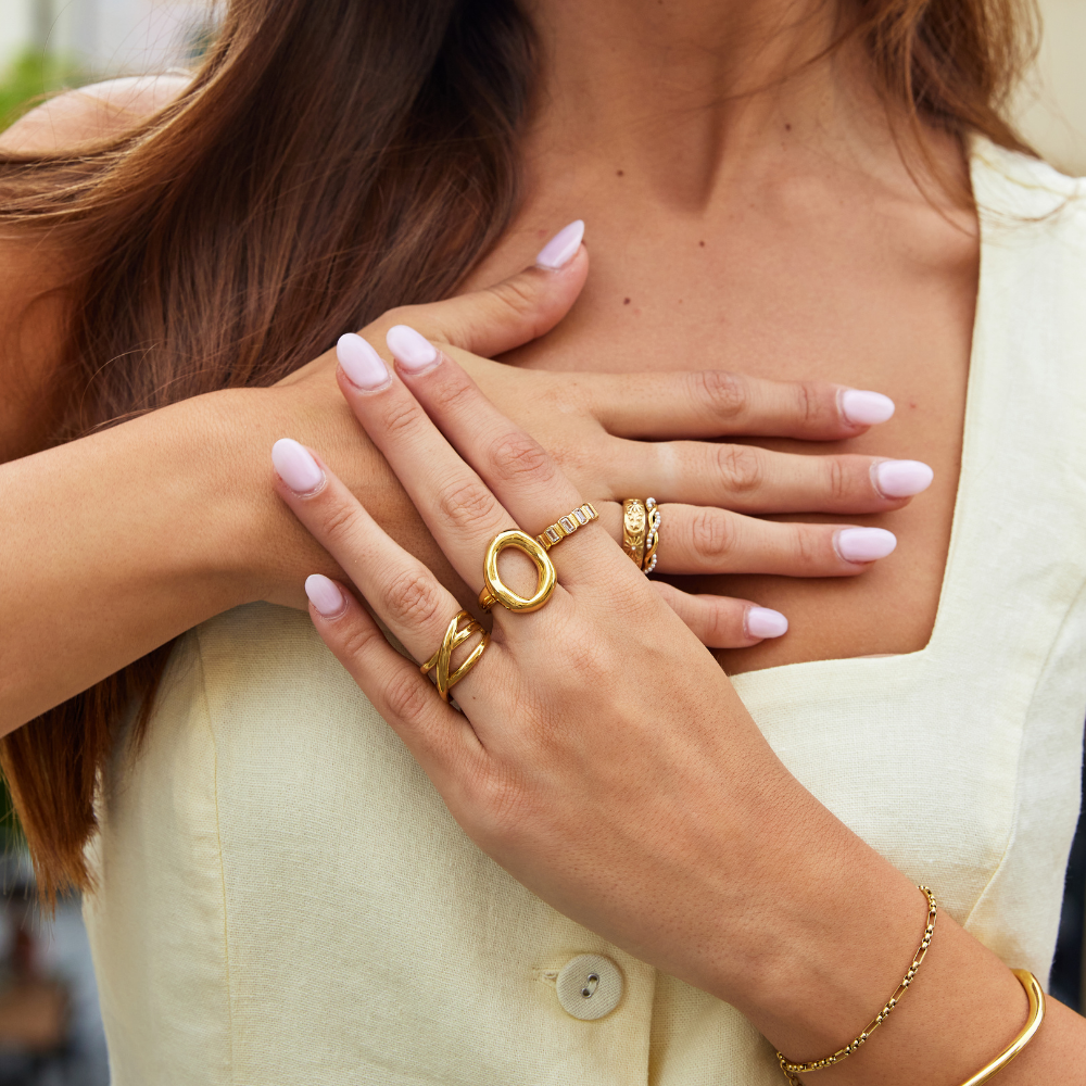 Solenne Melted Oval Ring