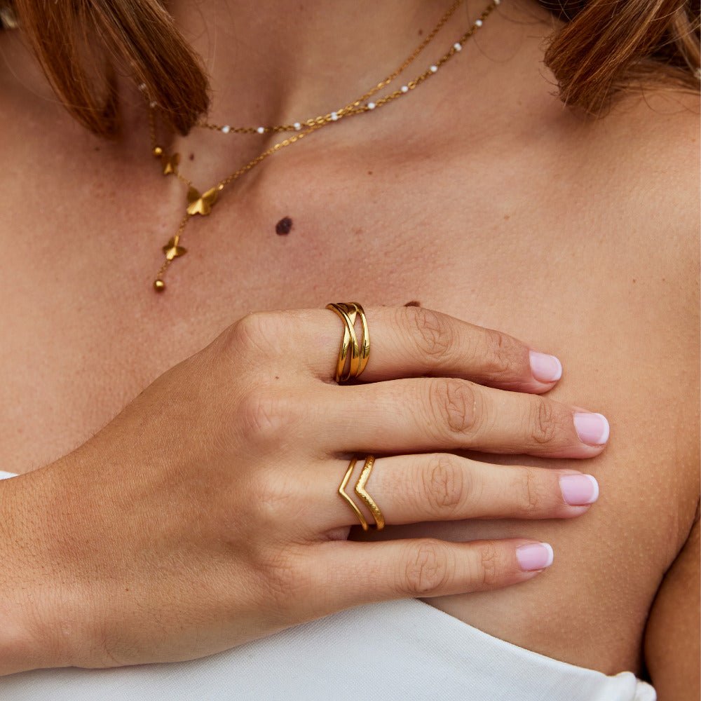 Sorelle Entwined Gold Ring