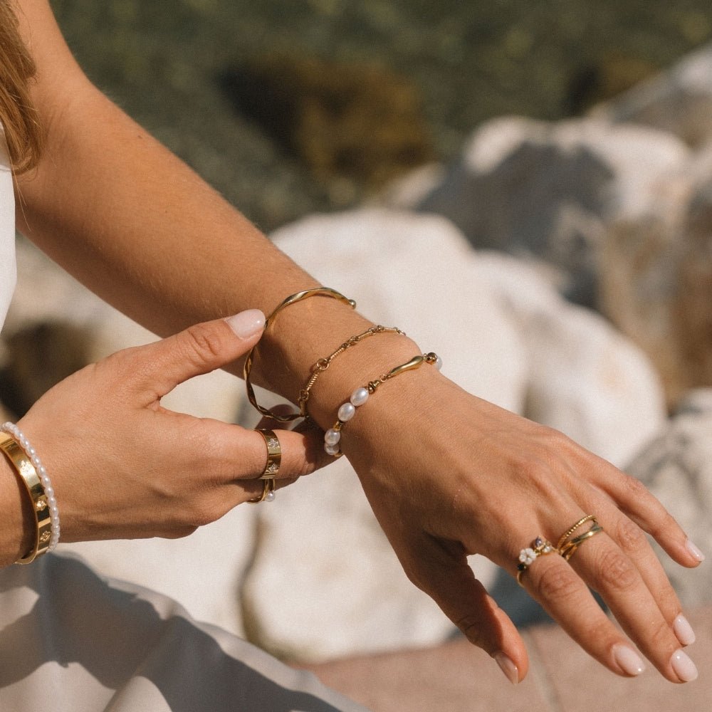Figaro Knot Chain Bracelet