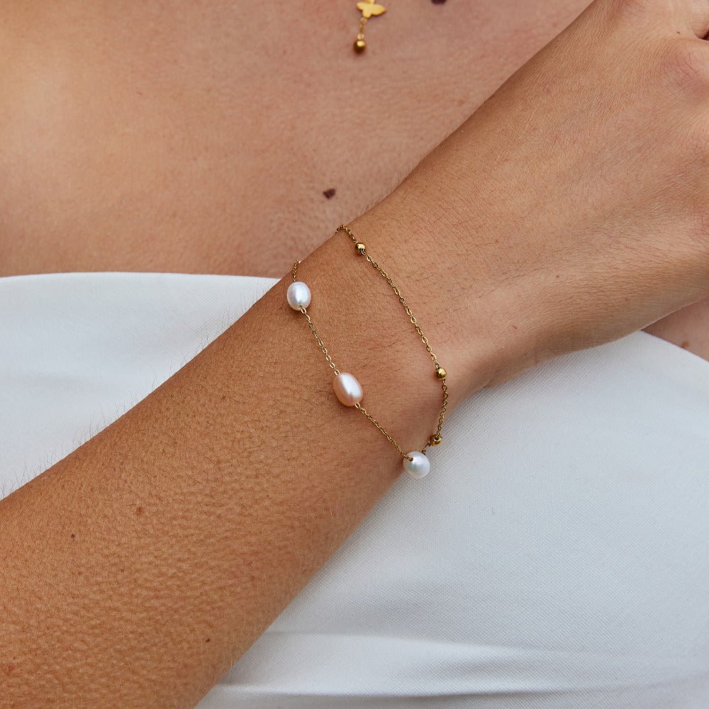 Lunaria Blush Pearl Bracelet