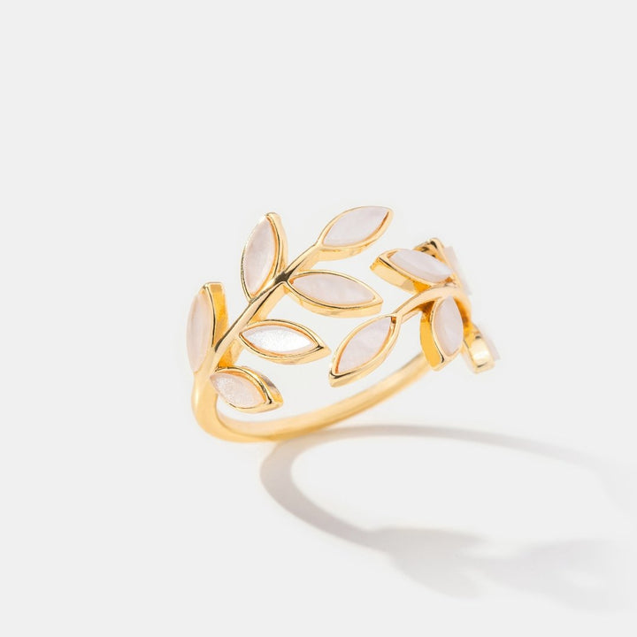 Elowen Petal-Shine Ring