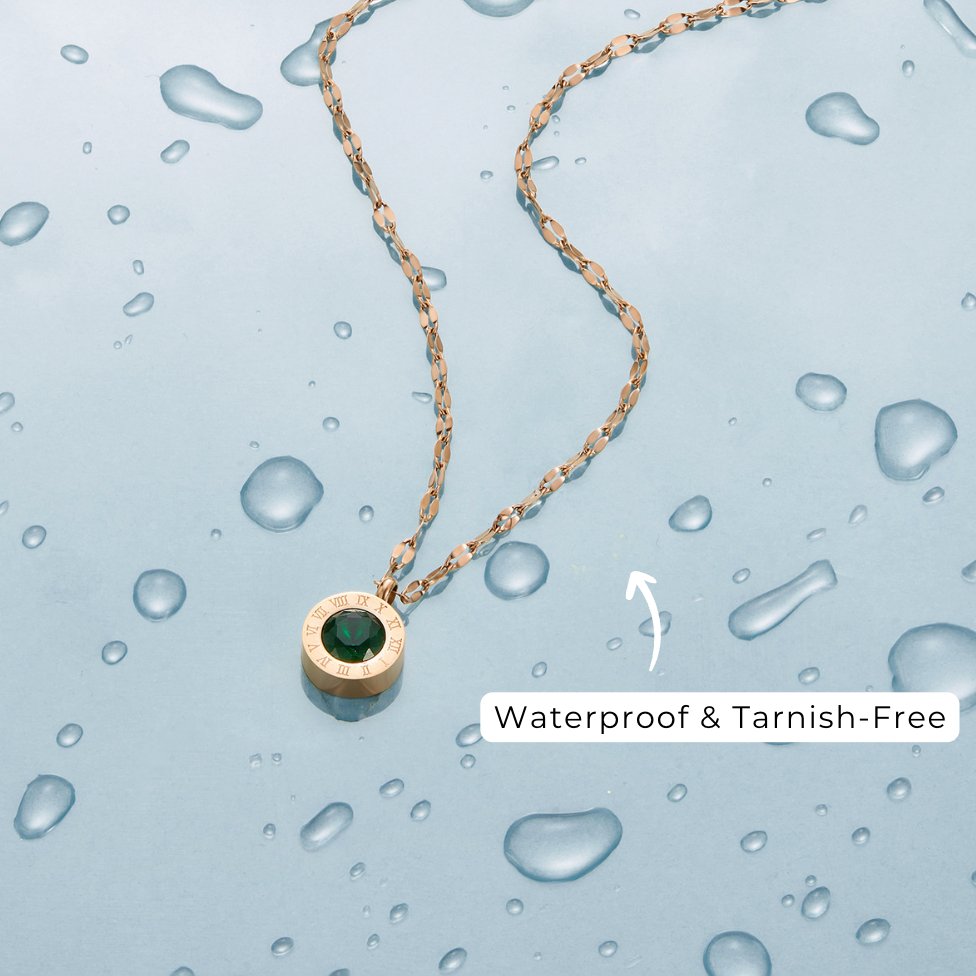 Ariana Emerald Athena Necklace