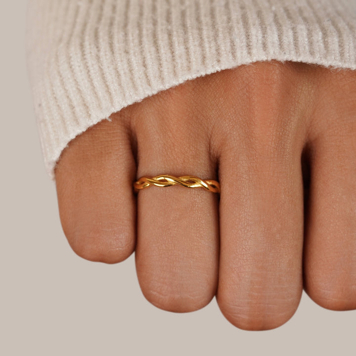 Aurelia Infinity-Twist Ring