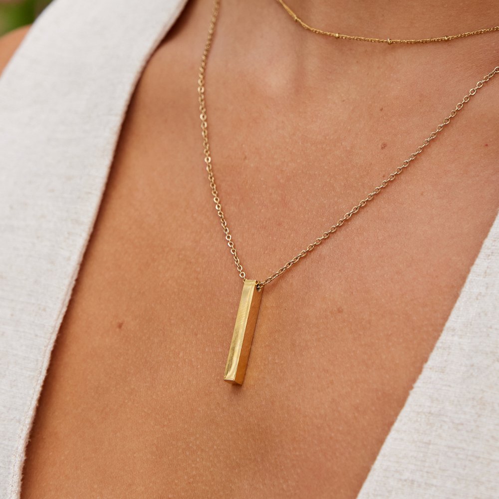 Lala Vertical Bar Necklace