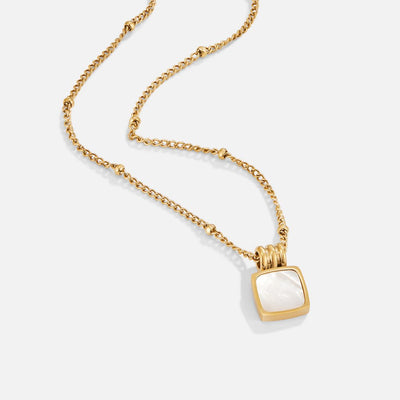 Solena Shell Pendant Necklace