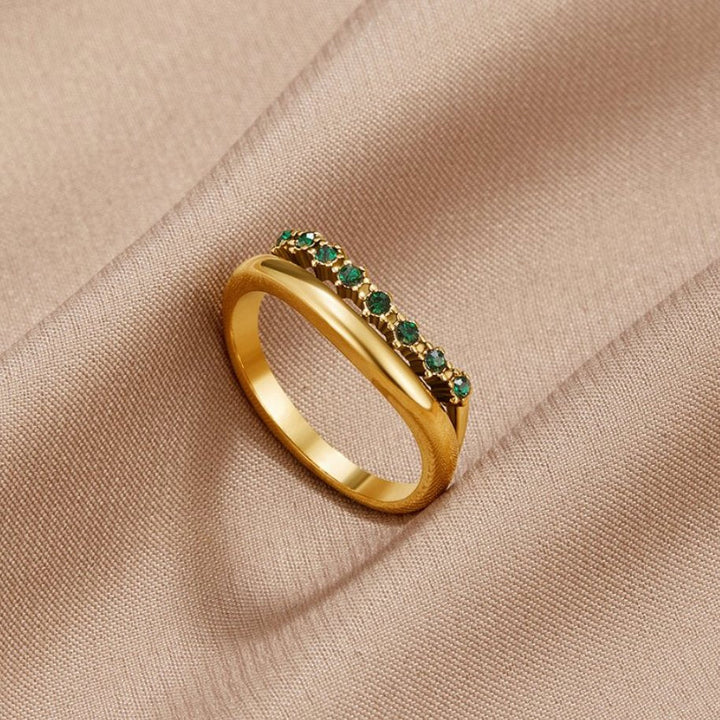 Elowen Emerald Layered Ring