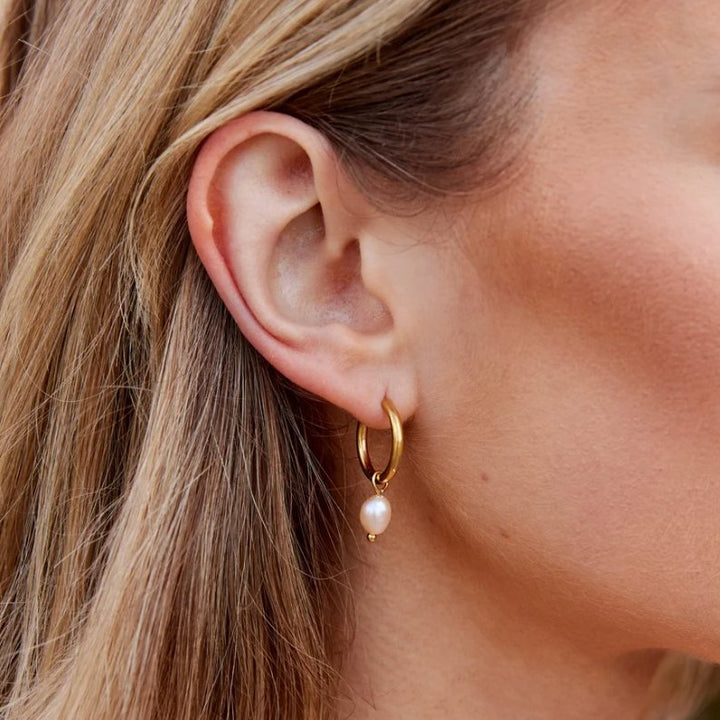 Nolani Pearl Earrings
