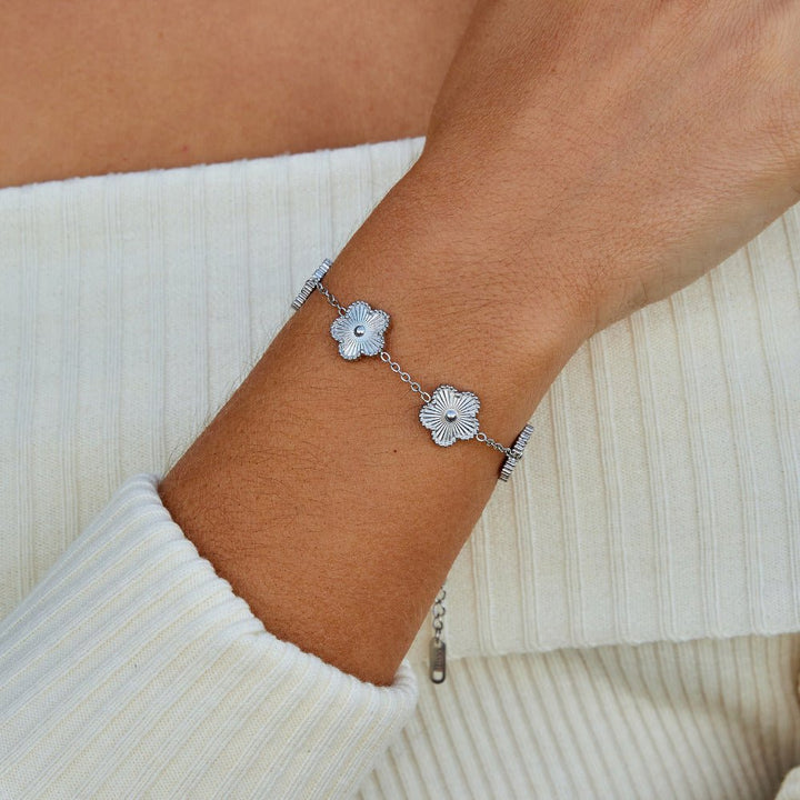 Sorelle Clover Station Bracelet