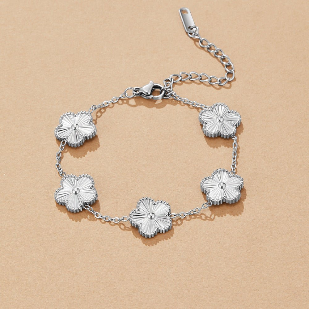 Sorelle Clover Station Bracelet