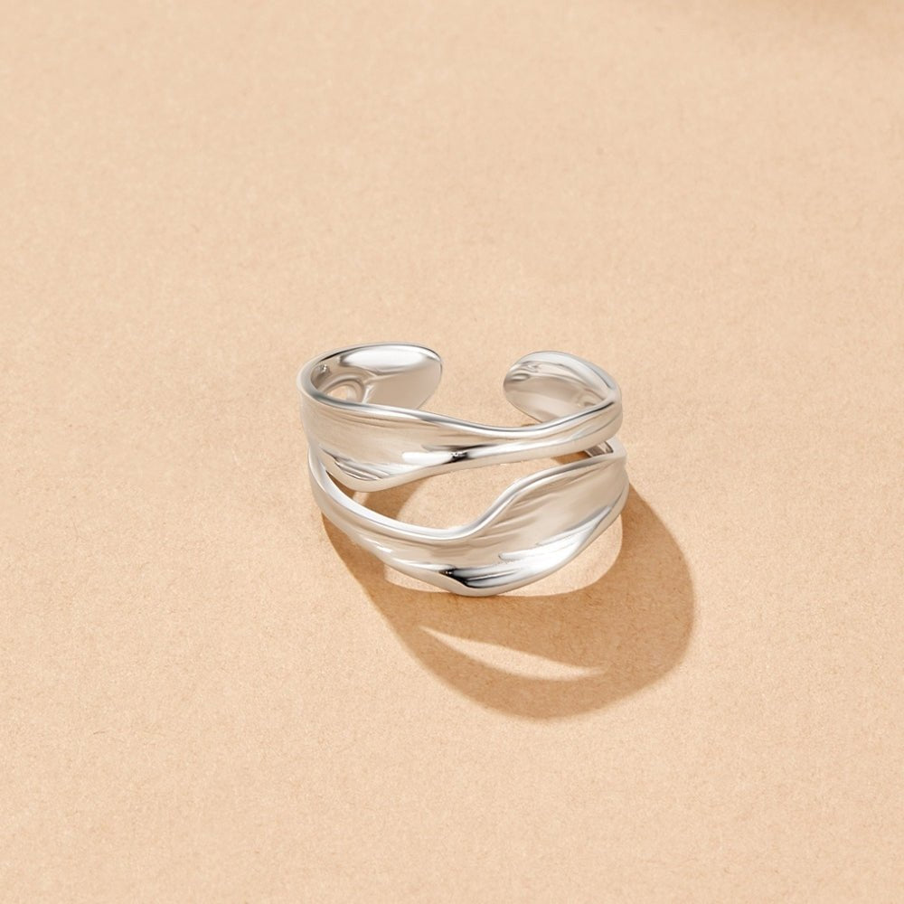 Penelope Fluid Wave Ring