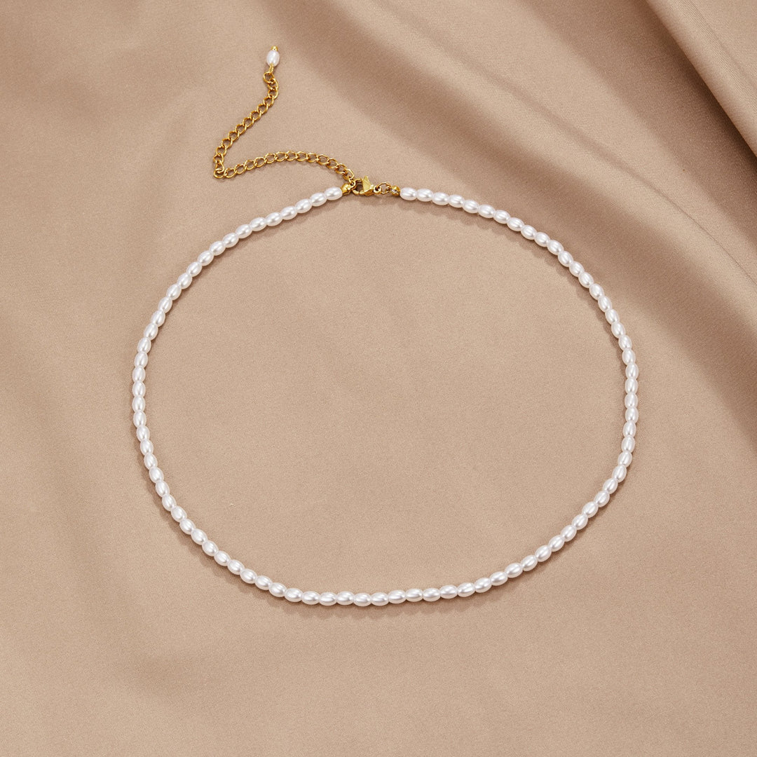Elara Classic Pearl Choker