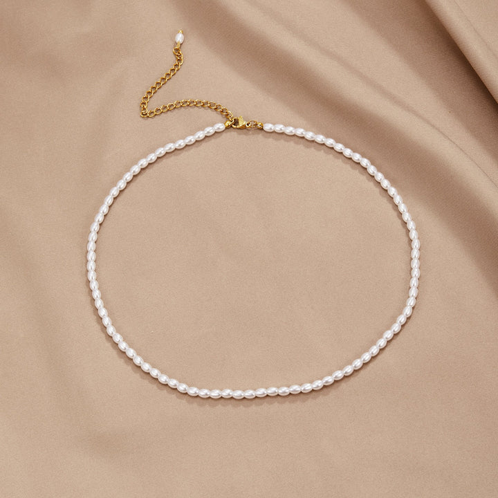 Elara Classic Pearl Choker