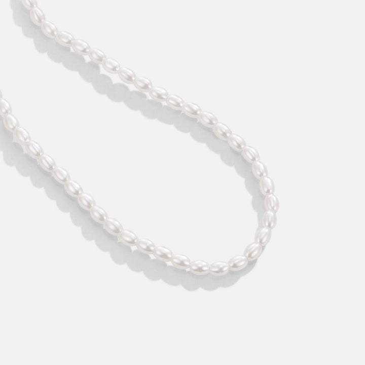 Elara Classic Pearl Choker