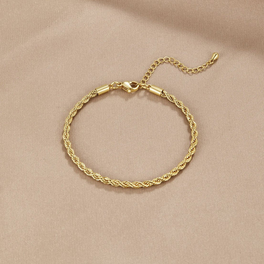 Aria Twist Gold Bracelet