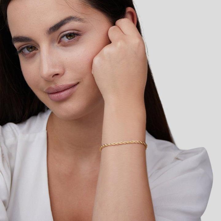 Aria Twist Gold Bracelet