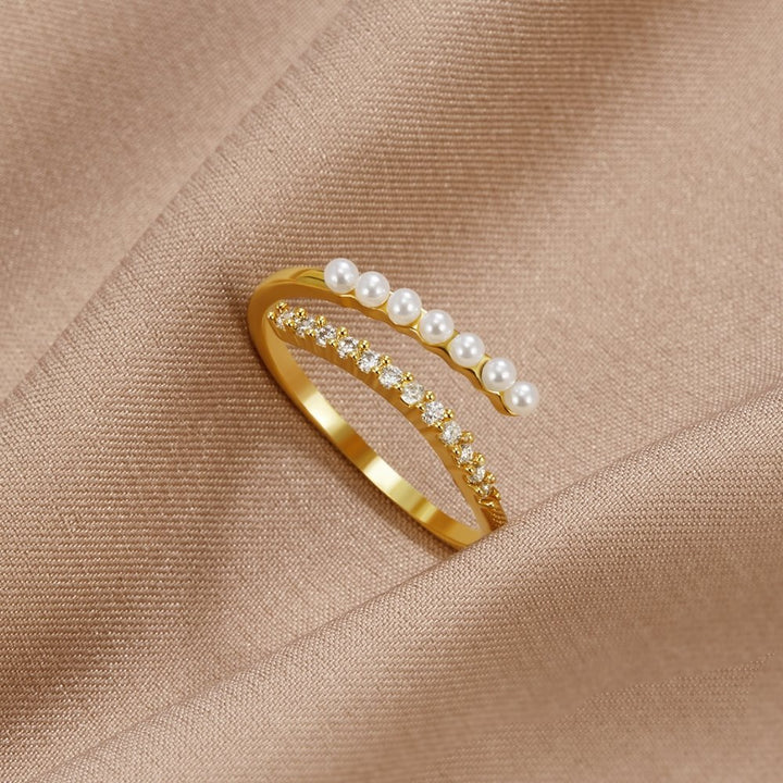 Eloria Pearl Crystal Ring