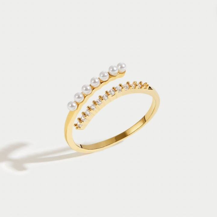 Eloria Pearl Crystal Ring