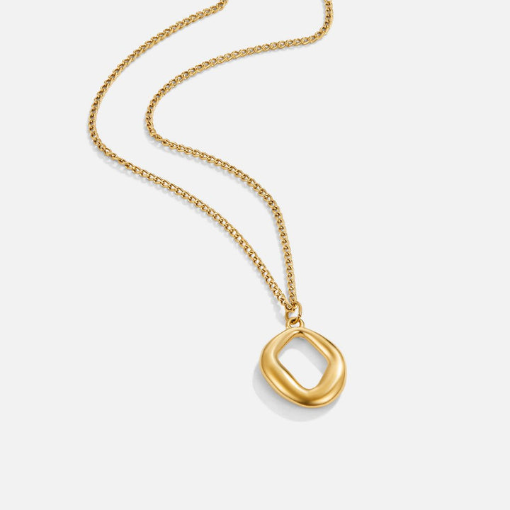Zola Sculpted Loop Necklace